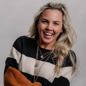 Meet your Posher, Melanie